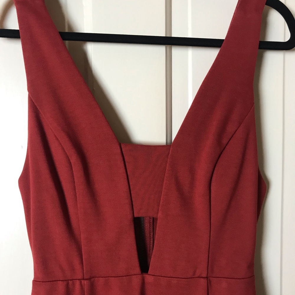 ASTR Red cocktail dress EUC